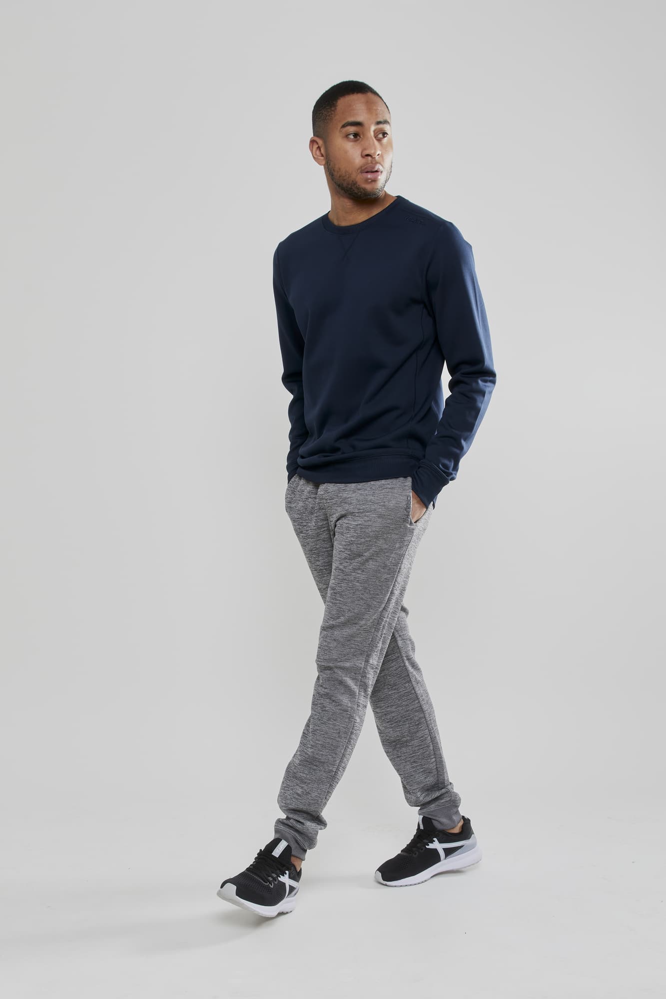 Leisure Crewneck M – bilde 5